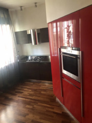 Продається квартира з мансардою в центрі. фото 2 Продається квартира з мансардою в центрі. фото 2