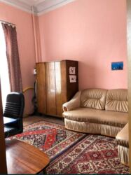 4-х кімнатна квартира в Центрі. фото 1 4-х кімнатна квартира в Центрі. фото 1