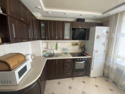 Продається 3х кімнатна квартира на Героїв Украіни фото 7 Продається 3х кімнатна квартира на Героїв Украіни фото 7