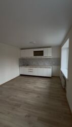 Продаж 2-кімнатної квартири з капітальним ремонтом | Новомиколаївка. фото 1 Продаж 2-кімнатної квартири з капітальним ремонтом | Новомиколаївка. фото 1