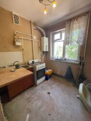 Простора 4-кімнатна квартира біля АТБ на Бєляєва - ПІД РЕМОНТ!. фото 2 Простора 4-кімнатна квартира біля АТБ на Бєляєва - ПІД РЕМОНТ!. фото 2