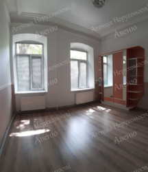 Продам 3-х кімнатну квартиру в Центрі !!! фото 14 Продам 3-х кімнатну квартиру в Центрі !!! фото 14