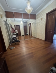 Продам 2-кімнатну квартиру в Чорноморську, просп. Миру фото 6 Продам 2-кімнатну квартиру в Чорноморську, просп. Миру фото 6