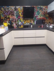 Чудова 3-кімнатна квартира у ЖК УЖС на провулку Хантадзе фото 2 Чудова 3-кімнатна квартира у ЖК УЖС на провулку Хантадзе фото 2