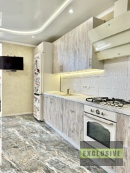 Велика і простора двокімнатна квартира в Моноліті фото 3 Велика і простора двокімнатна квартира в Моноліті фото 3