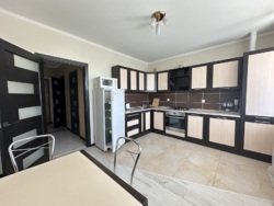 Продається двокімнатна квартира з ремонтом фото 2 Продається двокімнатна квартира з ремонтом фото 2