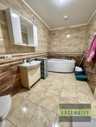 Велика і простора двокімнатна квартира в Моноліті фото 27 Велика і простора двокімнатна квартира в Моноліті фото 27