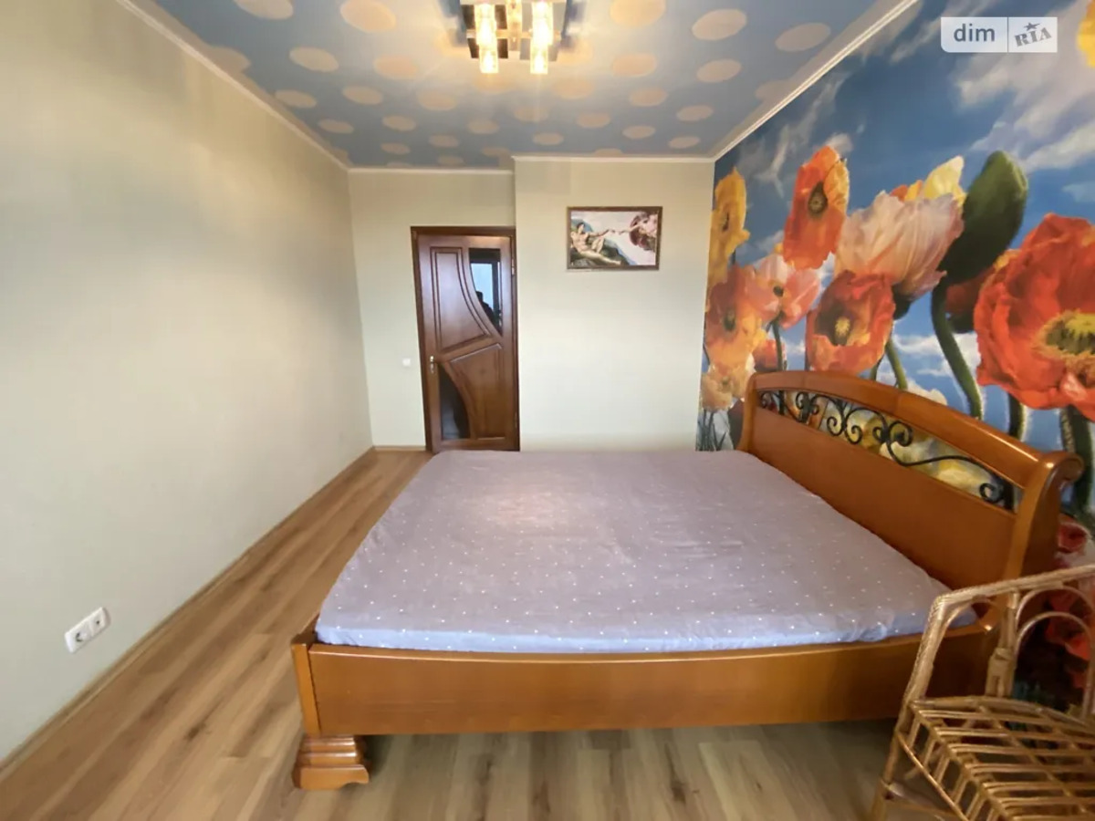 Продаю 3-к квартиру з індивідуальним газовим опаленням фото 1 Продаю 3-к квартиру з індивідуальним газовим опаленням фото 1