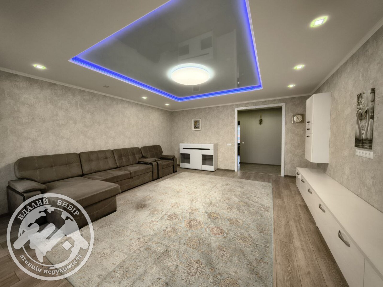 Продаж 2-х кімнатної квартири фото 1 Продаж 2-х кімнатної квартири фото 1