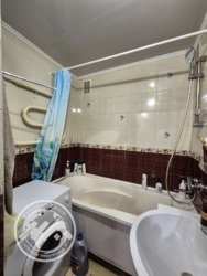 Продаю 2-кімнатну квартиру на Ближньому Замості фото 16 Продаю 2-кімнатну квартиру на Ближньому Замості фото 16