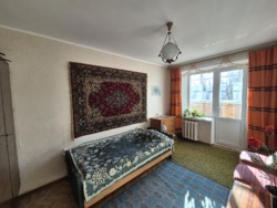 Продаю 4-кімнатну квартиру на Ближньому Замості фото 18 Продаю 4-кімнатну квартиру на Ближньому Замості фото 18