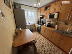 ������ 3-� ������� �������� ���� 10