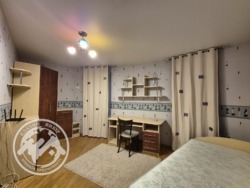 Поодаю простору 3-к квартиру на Поділлі фото 6 Поодаю простору 3-к квартиру на Поділлі фото 6
