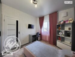 Продаю 4-кімнатну квартиру в будинку із закритим двором фото 14 Продаю 4-кімнатну квартиру в будинку із закритим двором фото 14