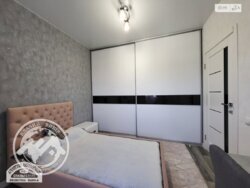 Продаю 4-кімнатну квартиру в будинку із закритим двором фото 15 Продаю 4-кімнатну квартиру в будинку із закритим двором фото 15