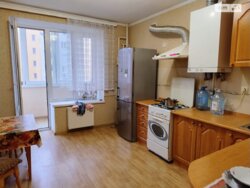 Продам 3-кімнатну квартиру на Поділлі фото 1 Продам 3-кімнатну квартиру на Поділлі фото 1