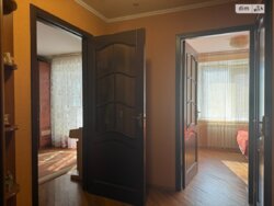 ������ 3-� �������� �� ������� ���� 19