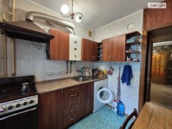 ������ 3-� �������� �� ������� ���� 19