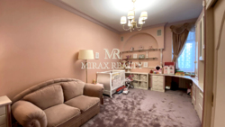 Продаж 4-х кімнатної квартири 210 м2 вул Старонаводницька 13а ЖК Хвиля фото 16 Продаж 4-х кімнатної квартири 210 м2 вул Старонаводницька 13а ЖК Хвиля фото 16