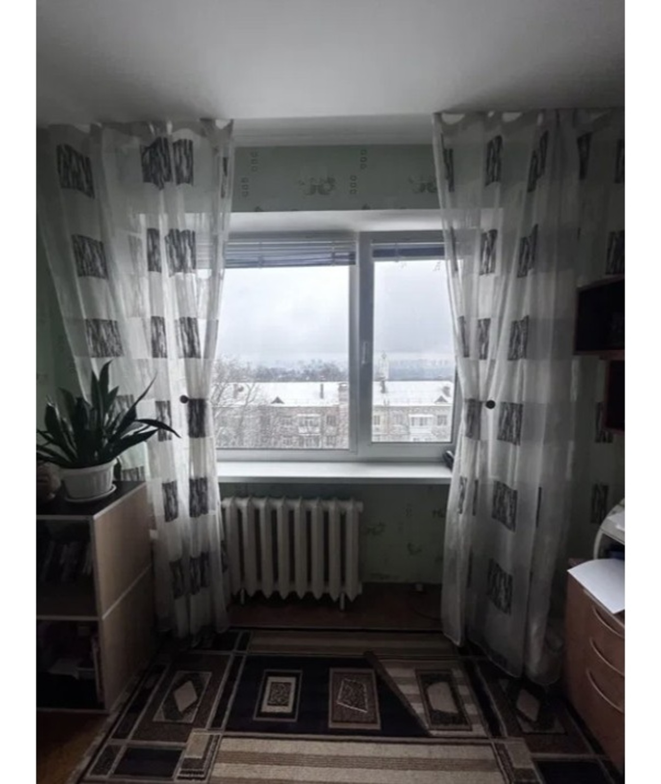 3-�������, �������� ���., 4 �, ���������� ���� 1