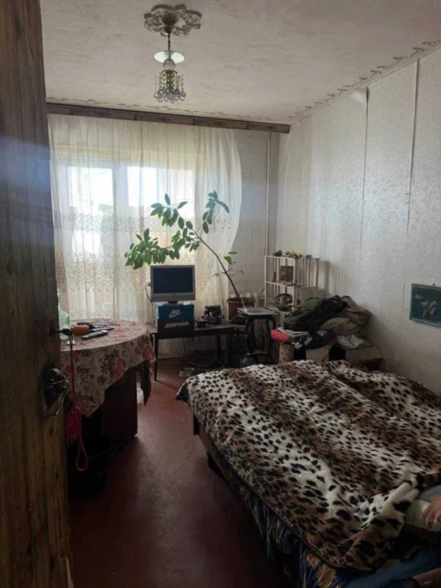 3-кімнатна, вул. Симиренка 7, Святошинський фото 1 3-кімнатна, вул. Симиренка 7, Святошинський фото 1