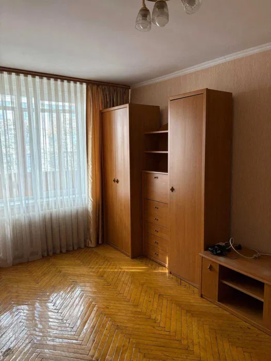 1-кімнатна, Любомира Гузара просп. (Космонавта Комарова), 17 А, Солом'янський фото 1 1-кімнатна, Любомира Гузара просп. (Космонавта Комарова), 17 А, Солом'янський фото 1
