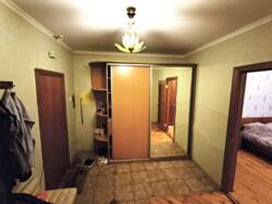 ���������� 90 �², ������������ �-�, 3 ������ � ��������� ���� 7