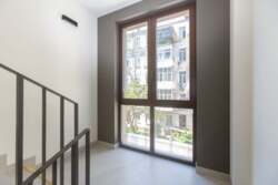 1     !  Illinsky House, ,  , г   4