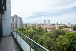         rystal Park  26