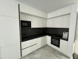  1- ,  Crystal avenue, . ,  (-)   1