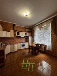 Продаж затишної 2-кімнатної квартири з ремонтом та меблями фото 1 Продаж затишної 2-кімнатної квартири з ремонтом та меблями фото 1