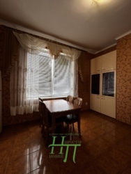 Продаж затишної 2-кімнатної квартири з ремонтом та меблями фото 2 Продаж затишної 2-кімнатної квартири з ремонтом та меблями фото 2
