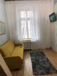 Своя кiмната у комунi з однiею сусiдкой фото 1 Своя кiмната у комунi з однiею сусiдкой фото 1