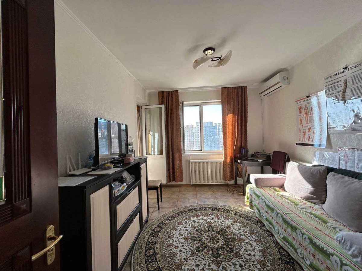 1к. квартира, вул. Драгоманова, метро Позняки фото 1 1к. квартира, вул. Драгоманова, метро Позняки фото 1