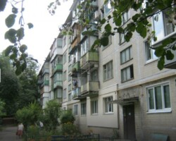 Продаж 2-к квартири еа вул. Романа Ратушного, 11 (вул. Волгоградська) фото 12 Продаж 2-к квартири еа вул. Романа Ратушного, 11 (вул. Волгоградська) фото 12