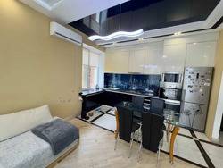 Продаж 2-кім. квартири 70,6м2 з дизайнерським ремонтом! Меблі.Техніка.Топ локація, фото 6 Продаж 2-кім. квартири 70,6м2 з дизайнерським ремонтом! Меблі.Техніка.Топ локація, фото 6