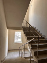 ������ 2-������� �� Art house. ���� 2