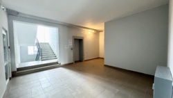 Продам велику 1к кв в центрі! Зданий будинок! Держ.програми! фото 4 Продам велику 1к кв в центрі! Зданий будинок! Держ.програми! фото 4