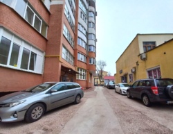 Продам велику 2 рівневу квартиру в центрі , разом з паркінгом фото 17 Продам велику 2 рівневу квартиру в центрі , разом з паркінгом фото 17