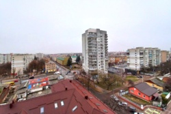 Продам велику 2 рівневу квартиру в центрі , разом з паркінгом фото 8 Продам велику 2 рівневу квартиру в центрі , разом з паркінгом фото 8