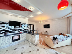 Продаж! Квартира з видом на озеро, Шумського 5, 107 м2 фото 1 Продаж! Квартира з видом на озеро, Шумського 5, 107 м2 фото 1