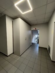  3- ..  , ,    ..  9