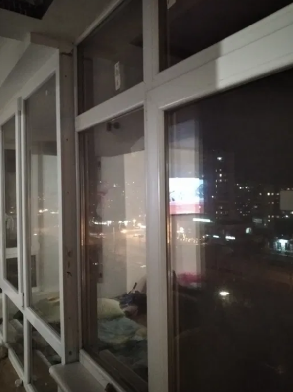 Обменяю трешку в кирпичном доме на часный дом. Или продажа фото 1 Обменяю трешку в кирпичном доме на часный дом. Или продажа фото 1