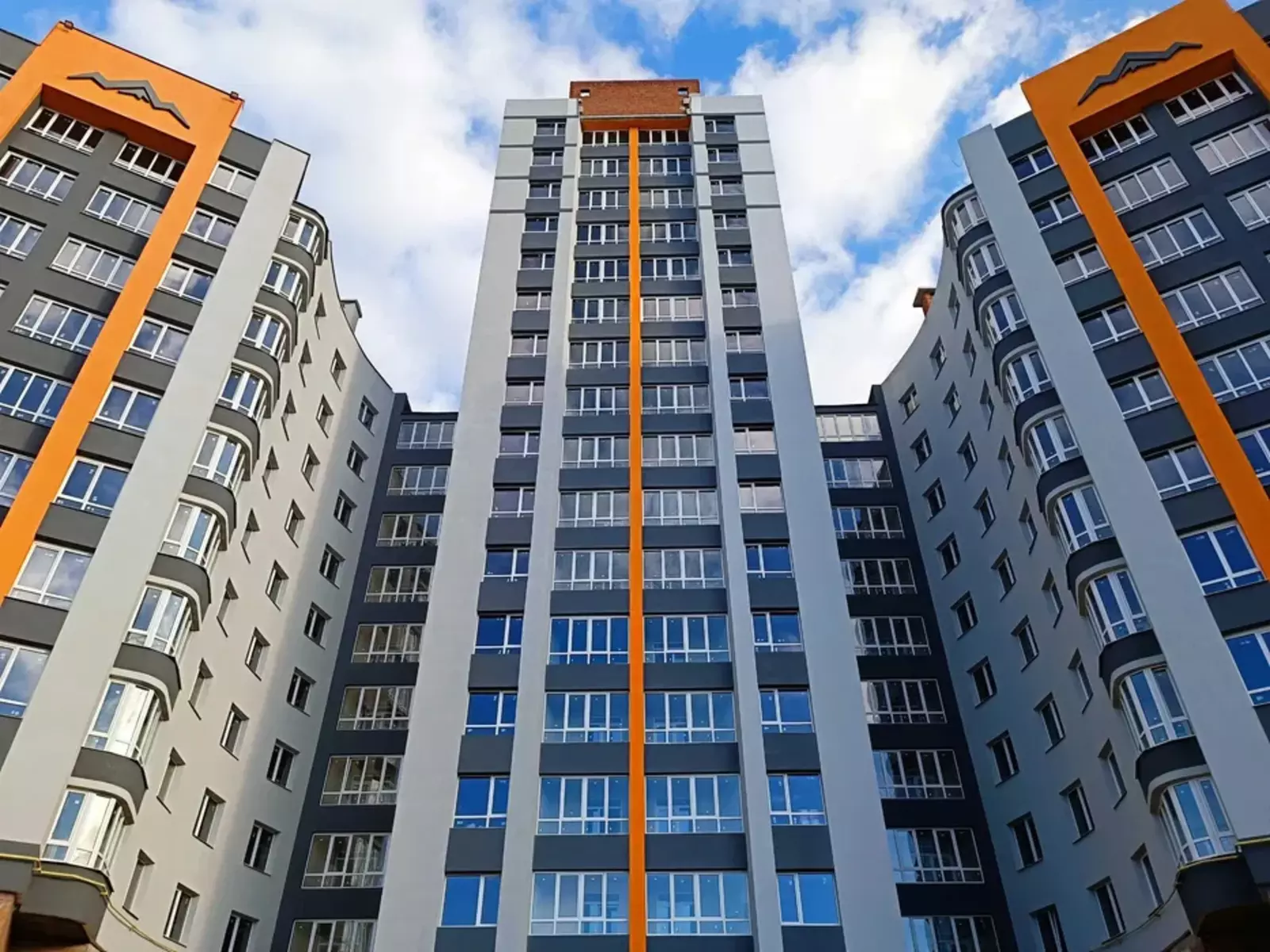 3-кімнатна ЖК 'Еверест' фото 1 3-кімнатна ЖК 'Еверест' фото 1