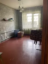 4-кімнатна на 9 мкр-н фото 1 4-кімнатна на 9 мкр-н фото 1