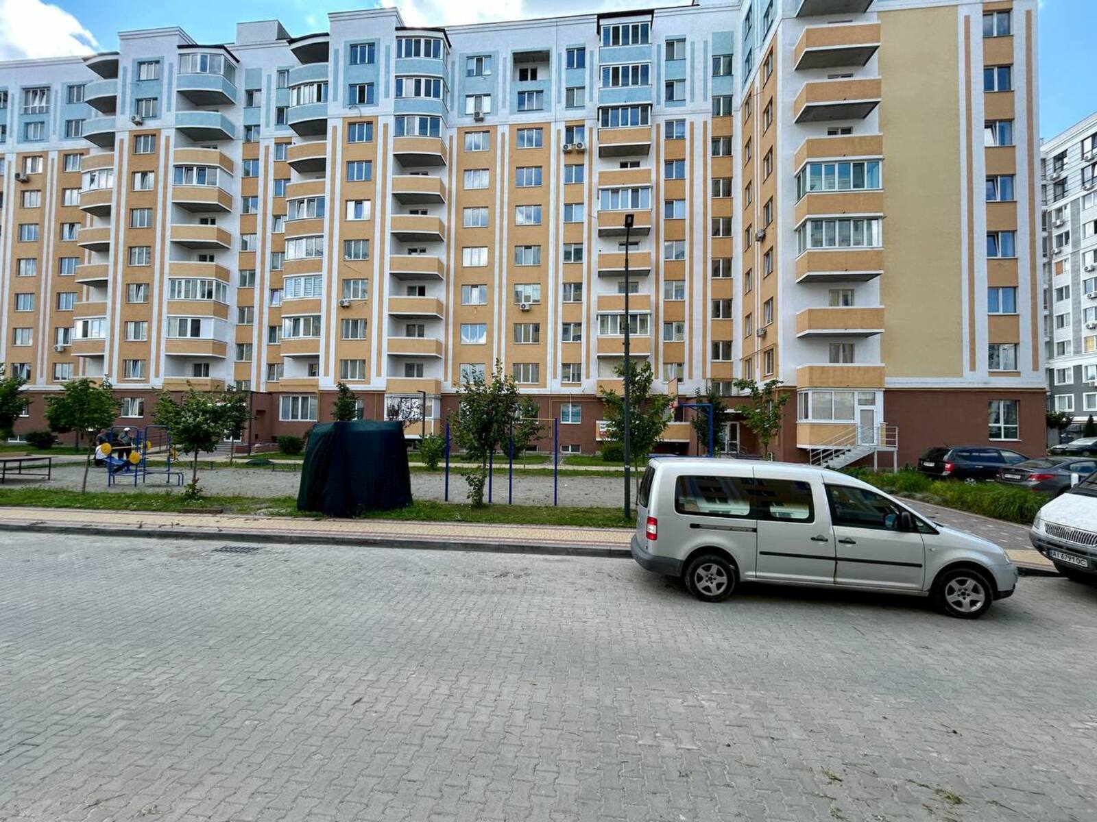 Трикімнатна квартира з документами та індивідуальним газовим опаленням, м.Буча, вул. Кожедуба Івана фото 1 Трикімнатна квартира з документами та індивідуальним газовим опаленням, м.Буча, вул. Кожедуба Івана фото 1