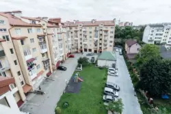 Продаж сучасної трьохкімнатної квартири в центрі міста! фото 7 Продаж сучасної трьохкімнатної квартири в центрі міста! фото 7