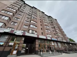 2х рівнева шикарна квартира у центрі Івано-Франківська 173 м2 фото 16 2х рівнева шикарна квартира у центрі Івано-Франківська 173 м2 фото 16