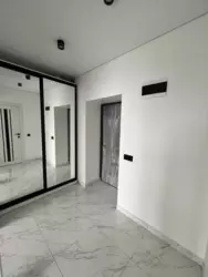 Продаж видової квартири з новим сучасним ремонтом! 1 кім 43м.к фото 2 Продаж видової квартири з новим сучасним ремонтом! 1 кім 43м.к фото 2
