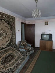 4 � ���� 10